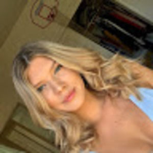 Meet your Posher, Lacey